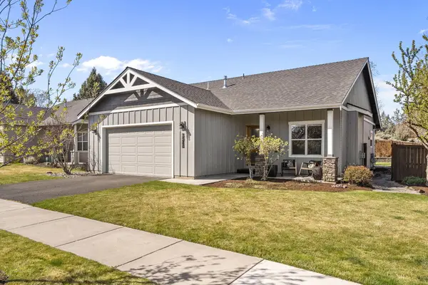63713 Hunters Circle, Bend, OR 97701