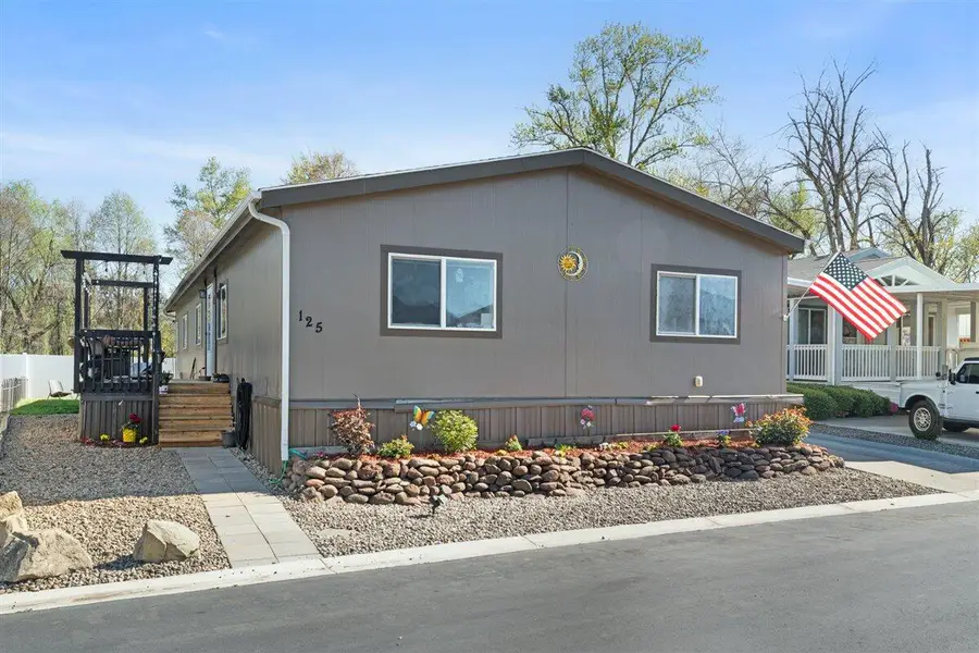 3555 S Pacific Highway #SPC 125, Medford, OR 97501 - #2