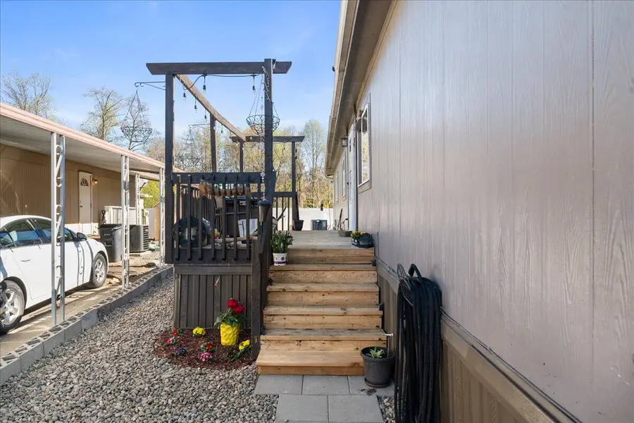 3555 S Pacific Highway #SPC 125, Medford, OR 97501 - #3