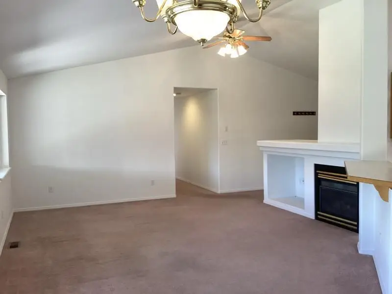 2046 NW 8th Street, Redmond, OR 97756 - #3