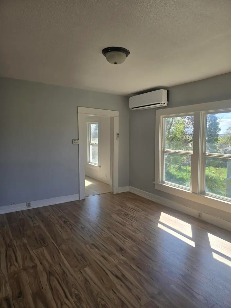 1210 Lincoln Street, Klamath Falls, OR 97601 - #2