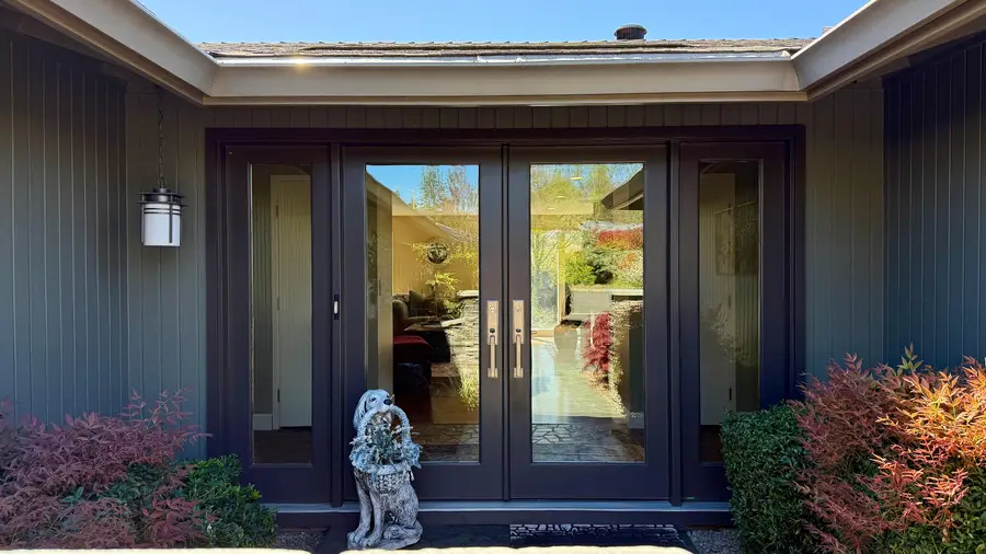 2424 Pembroke Circle, Medford, OR 97504 - #3