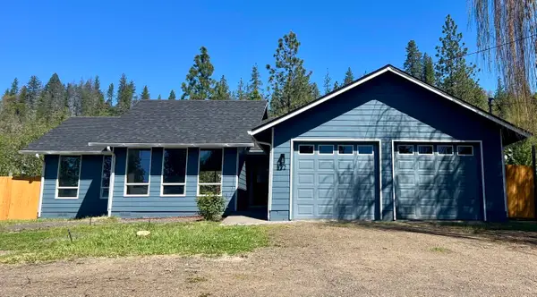 522 Hudspeth Lane, Shady Cove, OR 97539