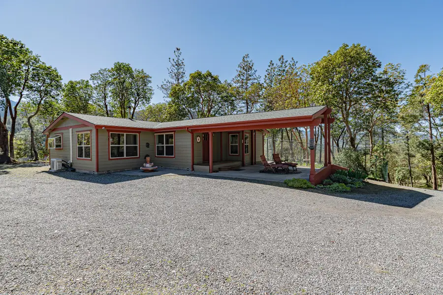 9449 Wagner Creek Road, Talent, OR 97540 - #2