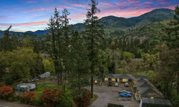 4600 Rogue River Highway, Grants Pass, OR 97527