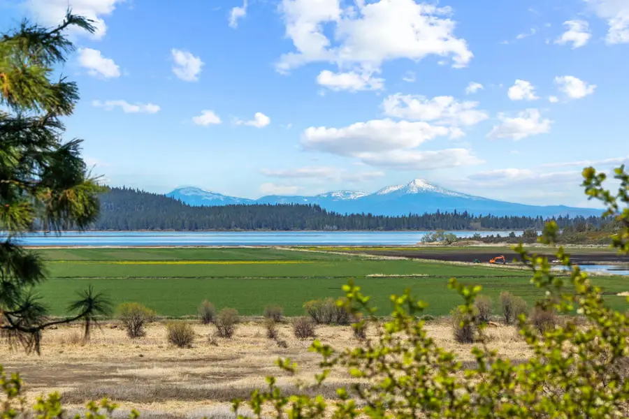 12054 Kestrel Road, Klamath Falls, OR 97601 - #3