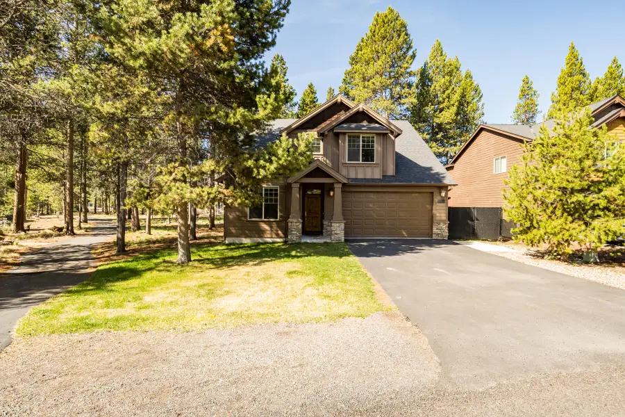 16573 Beesley Place, La Pine, OR 97739 - #3