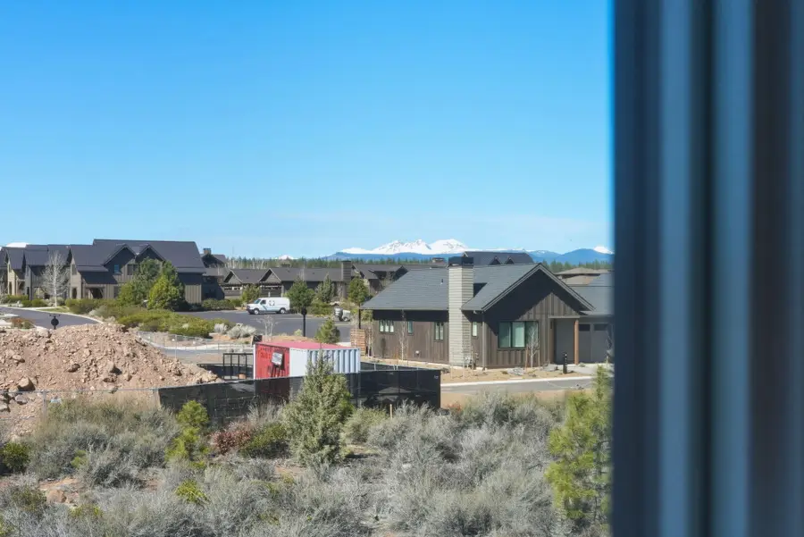 61281 Mcroberts Lane, Bend, OR 97702 - #3