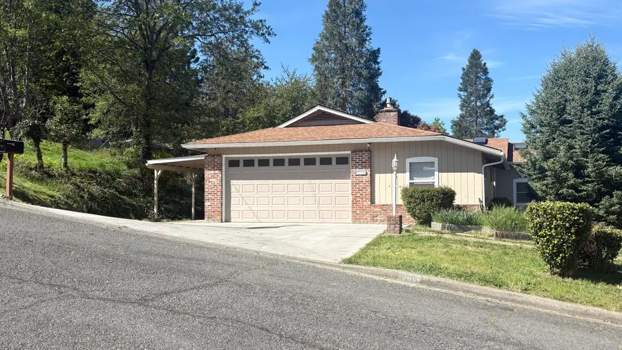 908 NW Hewitt Lane, Grants Pass, OR 97526 - #2