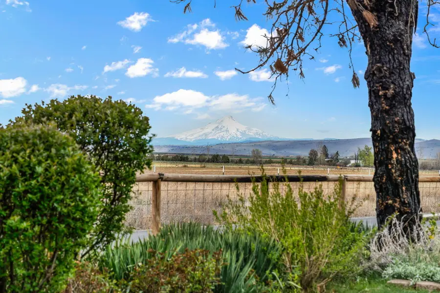 5191 NW Columbia Drive, Madras, OR 97741 - #3