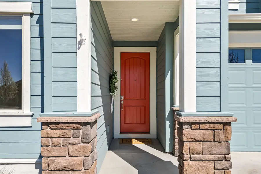 20682 NE Comet Court, Bend, OR 97701 - #2