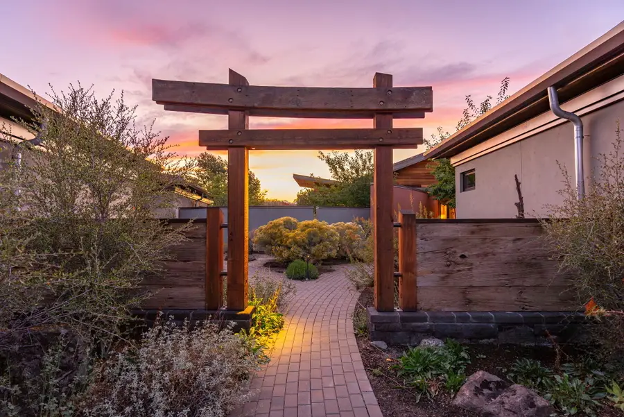 22 NW Shasta Place, Bend, OR 97703 - #2