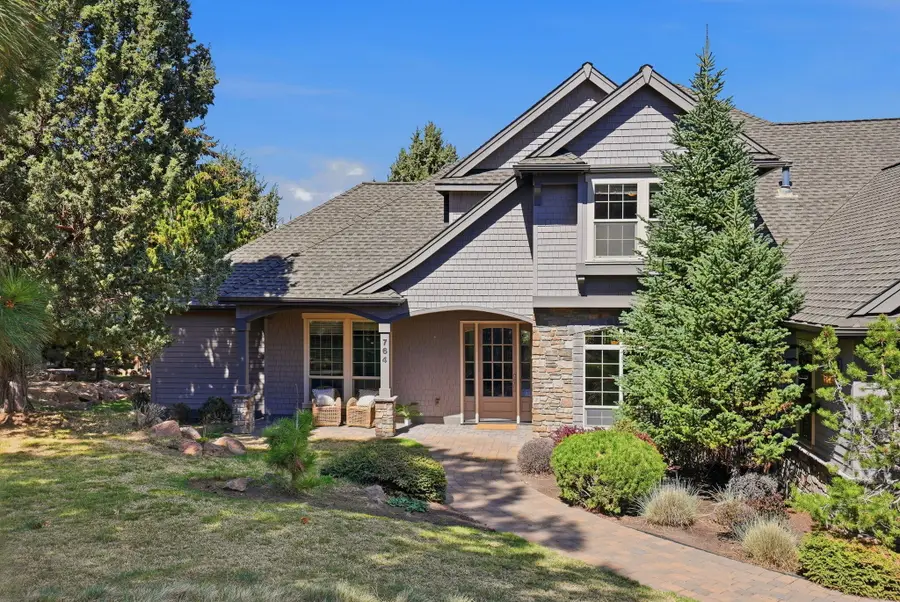 764 NW Yosemite Drive, Bend, OR 97703 - #2