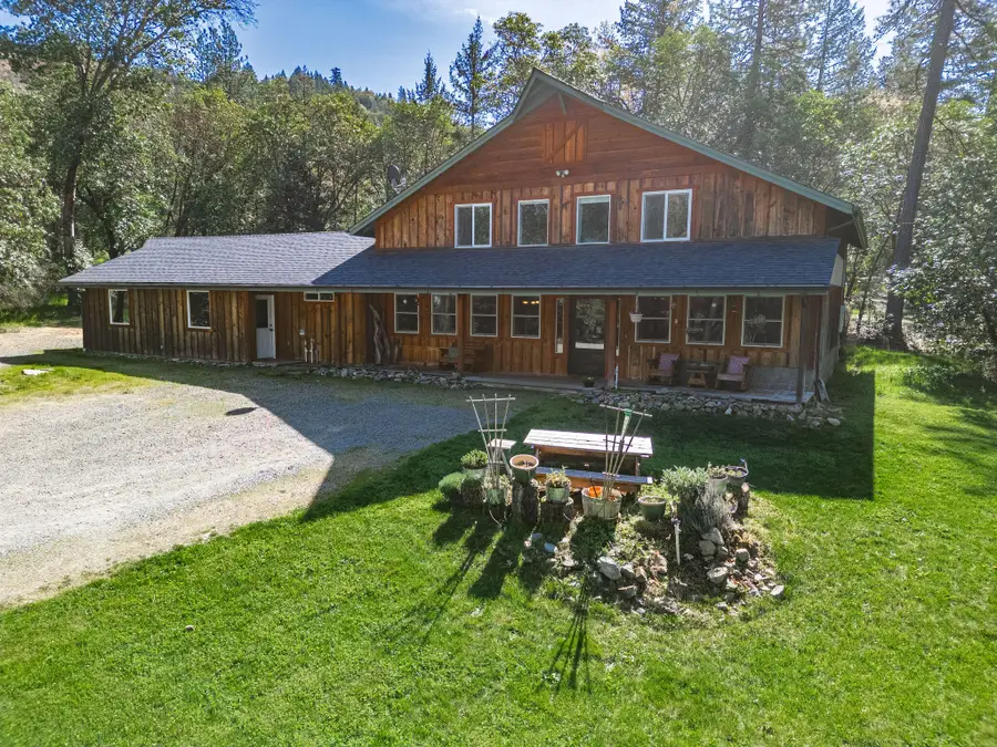 267 Grays Creek Road, Grants Pass, OR 97527 - #2