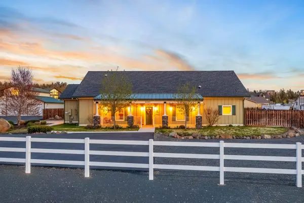 4290 NW 39th Drive, Redmond, OR 97756