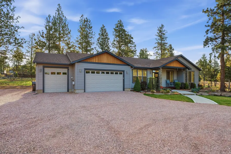 70160 Mustang Drive, Sisters, OR 97759 - #2