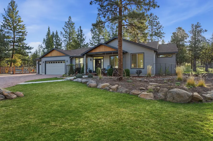 70160 Mustang Drive, Sisters, OR 97759 - #3