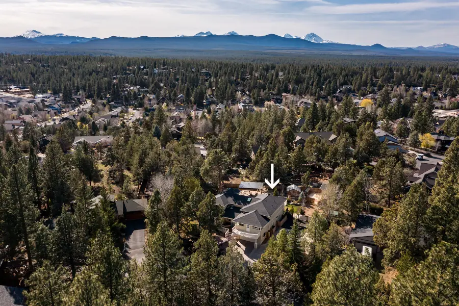 2742 NW Scandia Loop, Bend, OR 97703 - #3