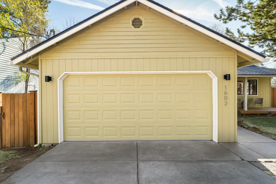 1602 NE 5th Street, Bend, OR 97701 - #2