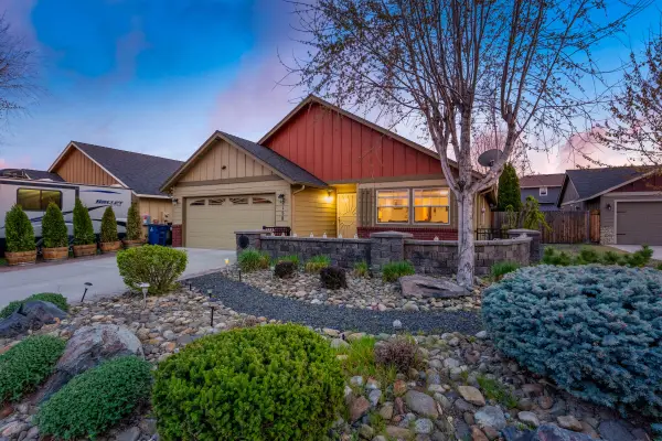 2158 NW Kilnwood Place, Redmond, OR 97756