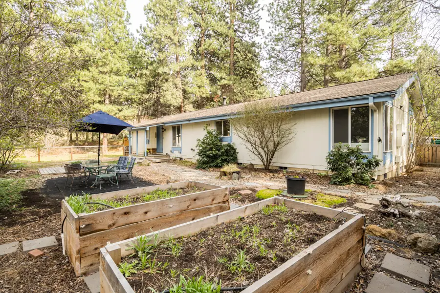 60335 Zuni Circle, Bend, OR 97702 - #2