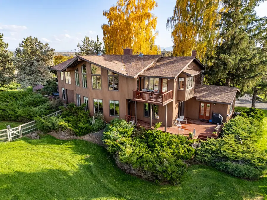 20799 NW Oneil Highway, Redmond, OR 97756 - #3