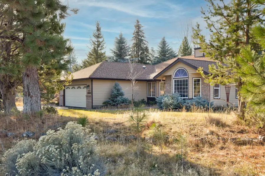 69611 Old Wagon Road, Sisters, OR 97759 - #2