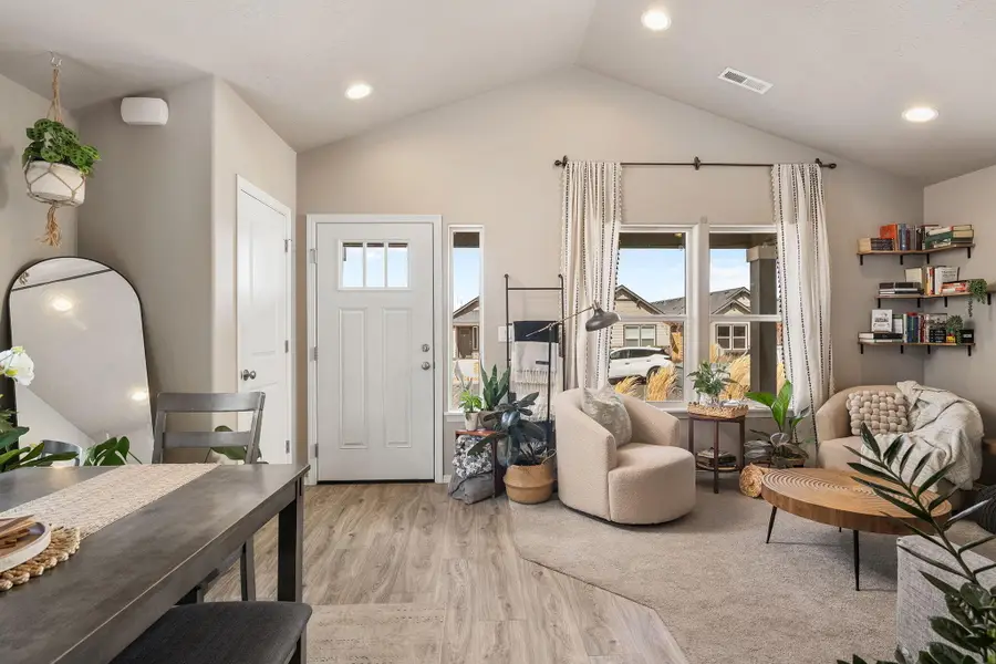 2552 NW Teak Avenue, Redmond, OR 97756 - #3