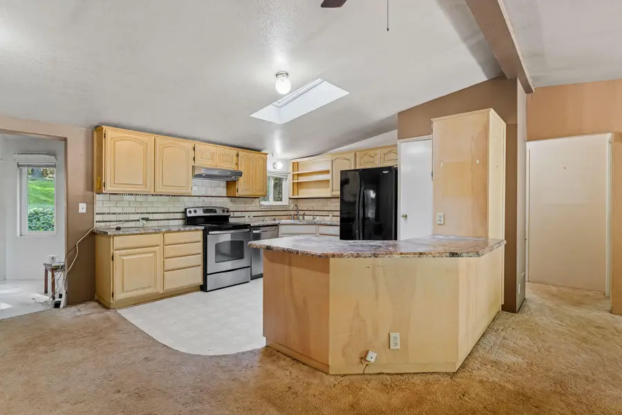 332 Bull Creek Road, Grants Pass, OR 97527 - #3