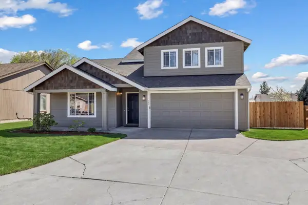 628 NW Green Forest Circle, Redmond, OR 97756