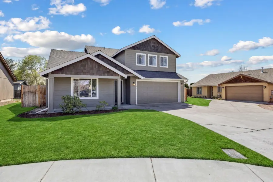 628 NW Green Forest Circle, Redmond, OR 97756 - #3