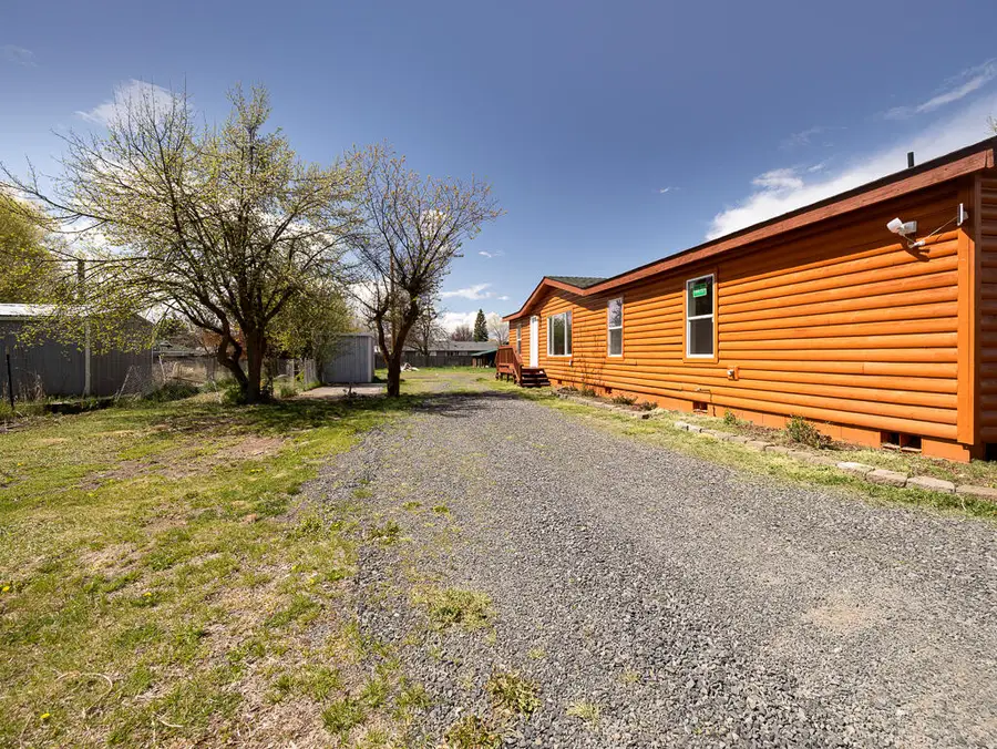 4832 Summers Lane, Klamath Falls, OR 97603 - #2