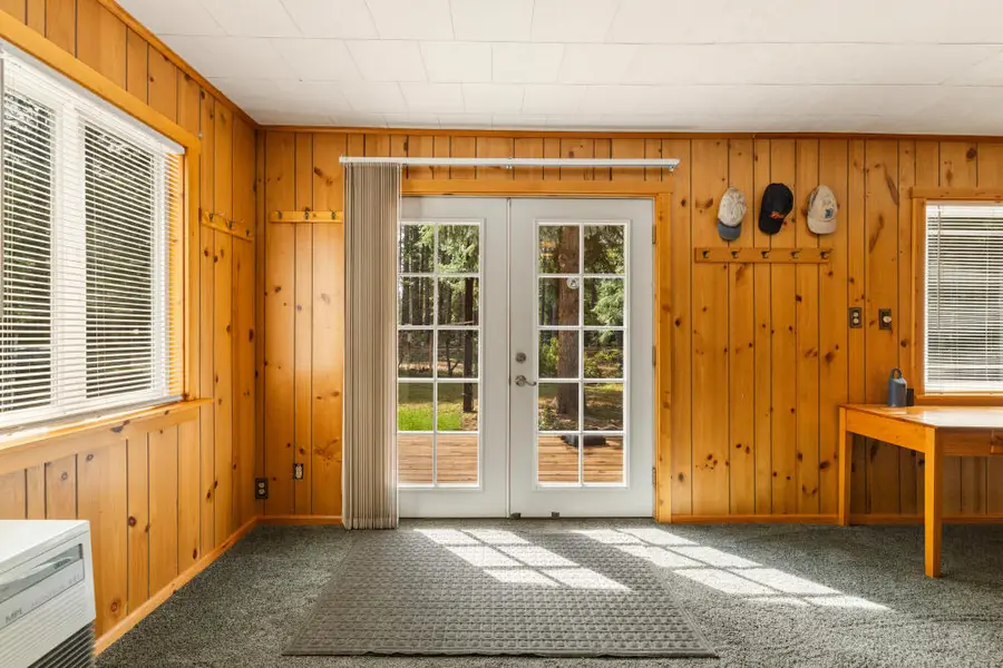 29909 Pelican Butte Road, Klamath Falls, OR 97601 - #3