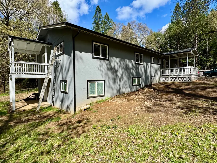 380 Dexter Way, Grants Pass, OR 97527 - #2