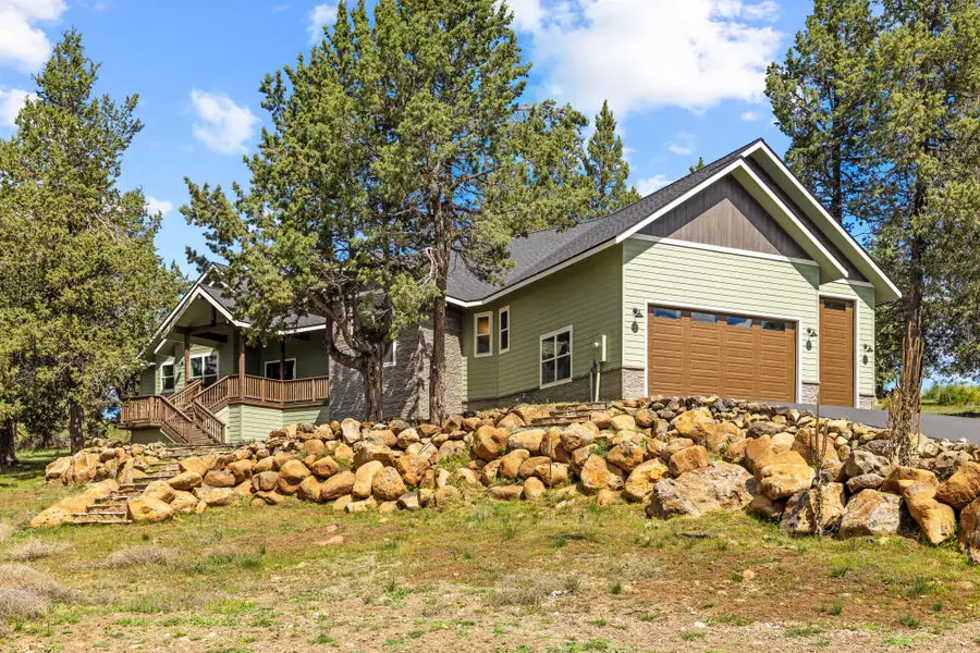 12041 Turnstone Drive, Klamath Falls, OR 97601 - #3