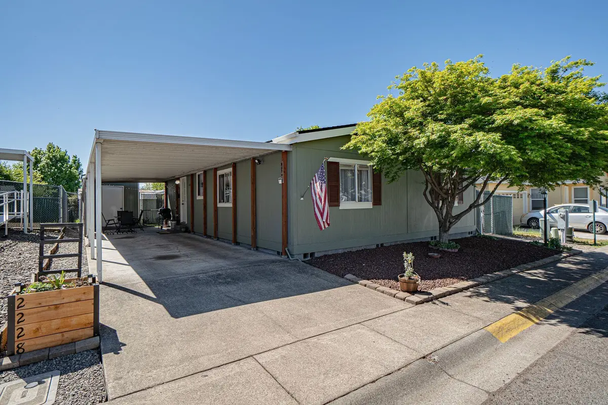 2228 New Haven Drive, Central Point, OR 97502 - #1