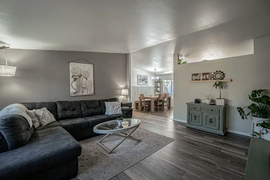 2228 New Haven Drive, Central Point, OR 97502 - #2