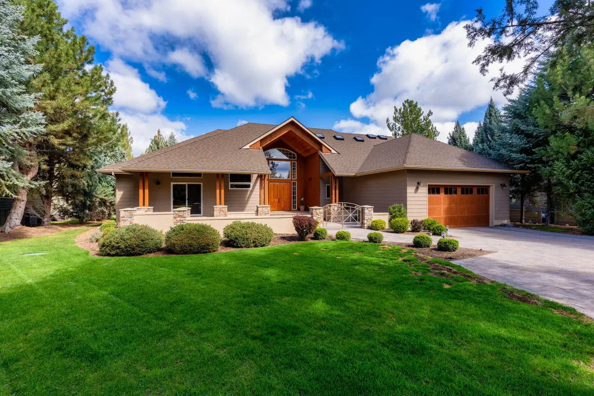 1953 Kingfisher Circle, Redmond, OR 97756 - #1