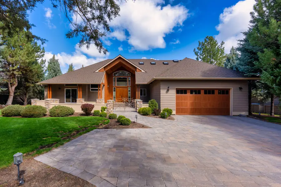 1953 Kingfisher Circle, Redmond, OR 97756 - #2