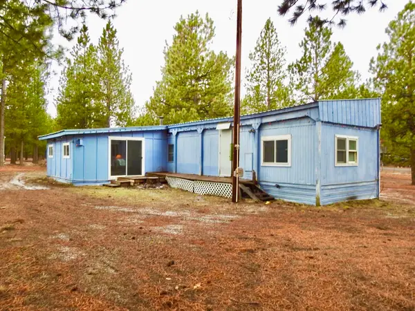 53188 Andrews Road, La Pine, OR 97739
