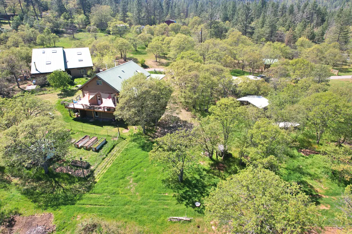 8150 Upper Applegate Road, Jacksonville, OR 97530 - #1