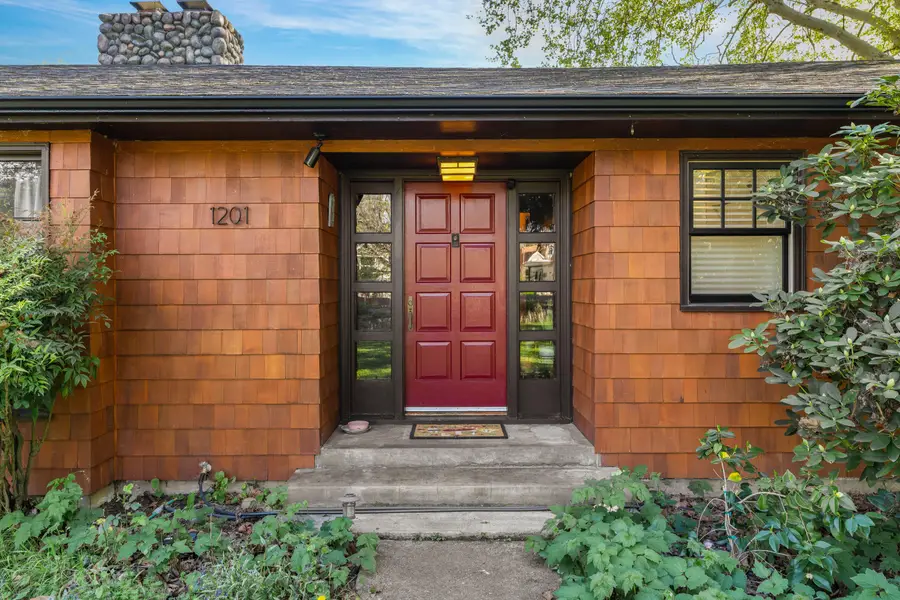 1201 E Park Street, Grants Pass, OR 97527 - #3