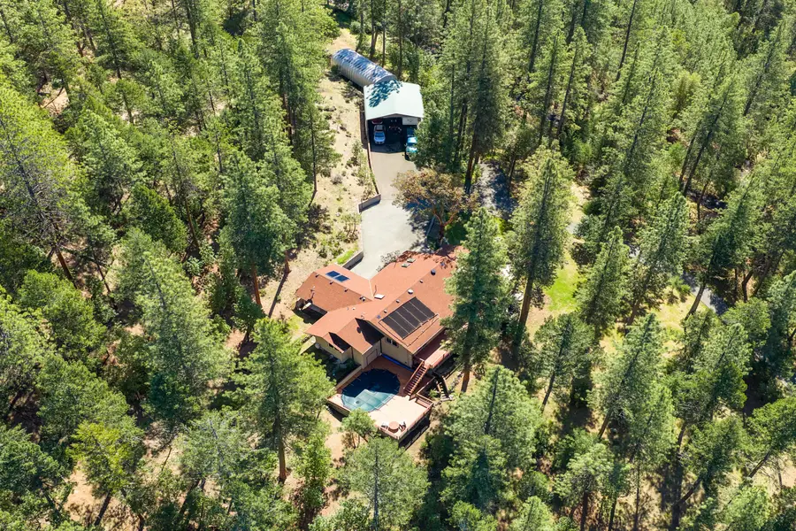 5225 Sterling Creek Road, Jacksonville, OR 97530 - #2