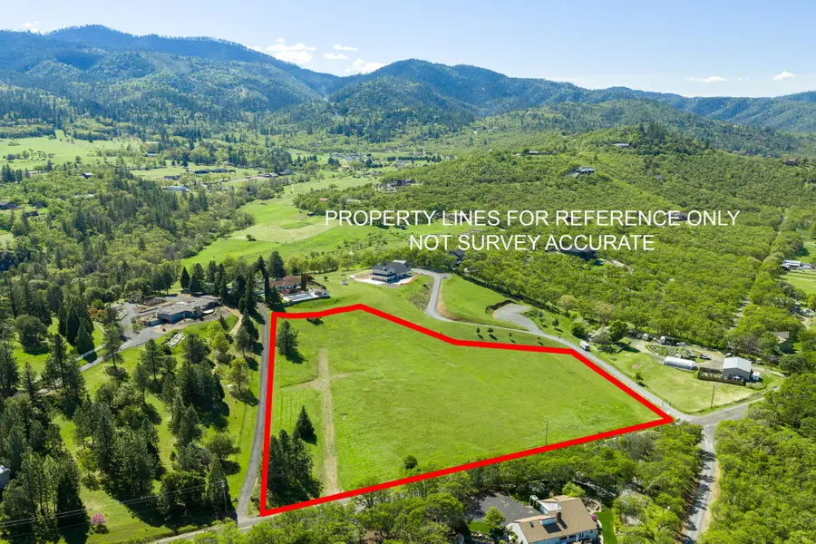 4077 Pioneer Road, Medford, OR 97501 - #2