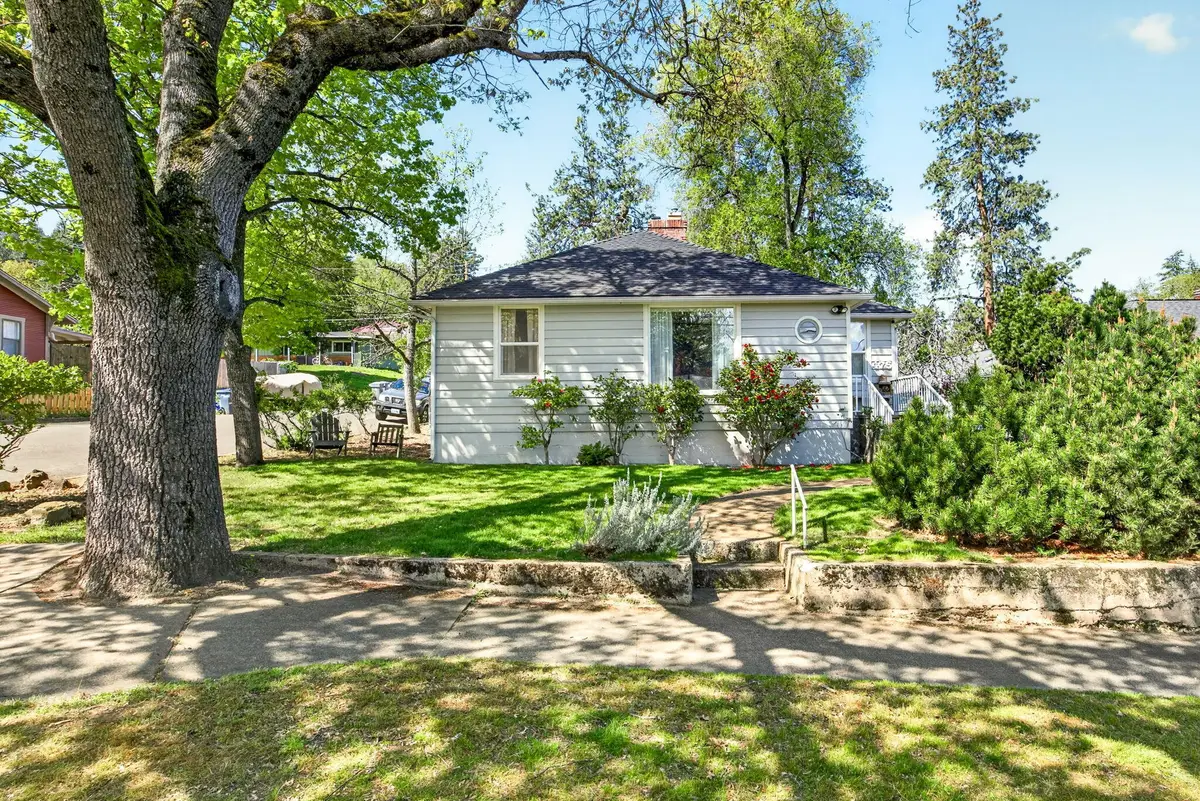 475 Liberty Street, Ashland, OR 97520 - #1