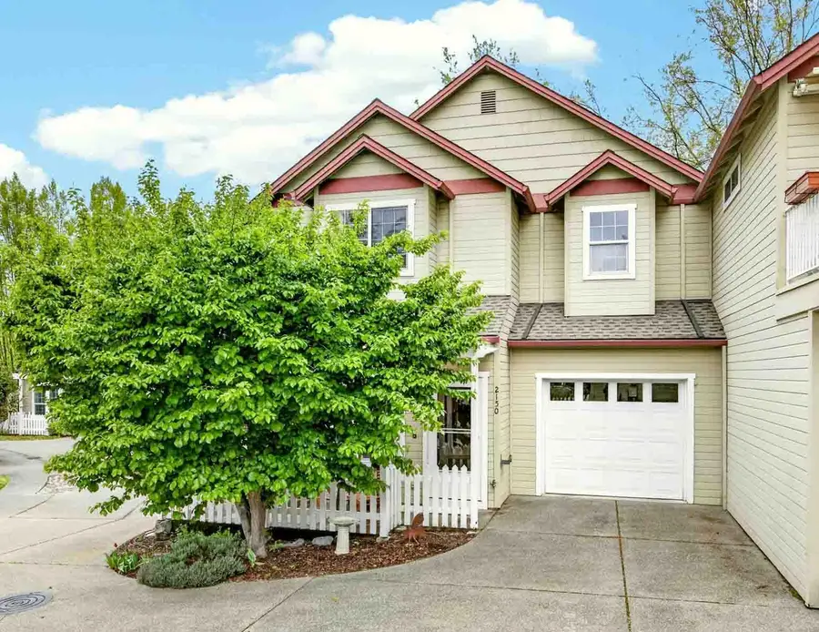 2150 Siskiyou Boulevard, Ashland, OR 97520 - #2