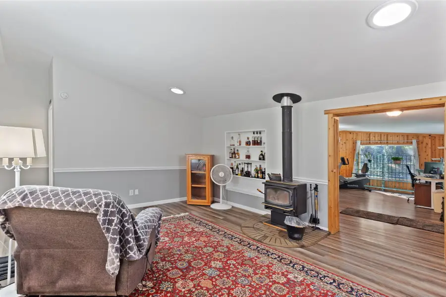 2532 Holcomb Springs Road, Gold Hill, OR 97525 - #3