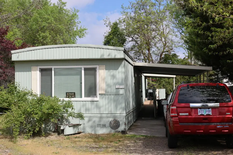 2695 Avenue A, White City, OR 97503 - #3