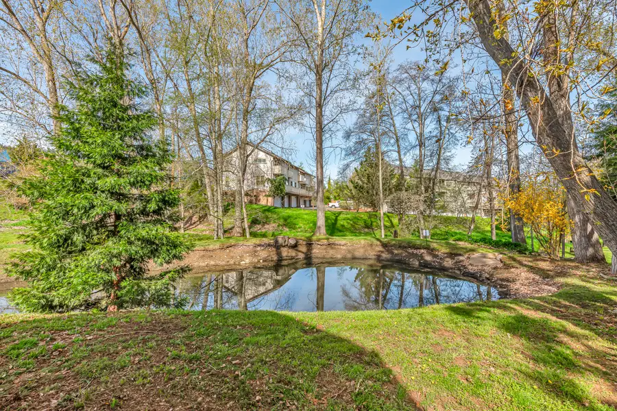 2299 Siskiyou Boulevard, Ashland, OR 97520 - #2