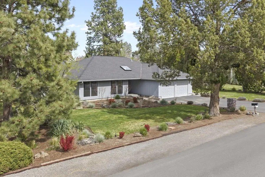 21052 Desert Woods Drive, Bend, OR 97702 - #2